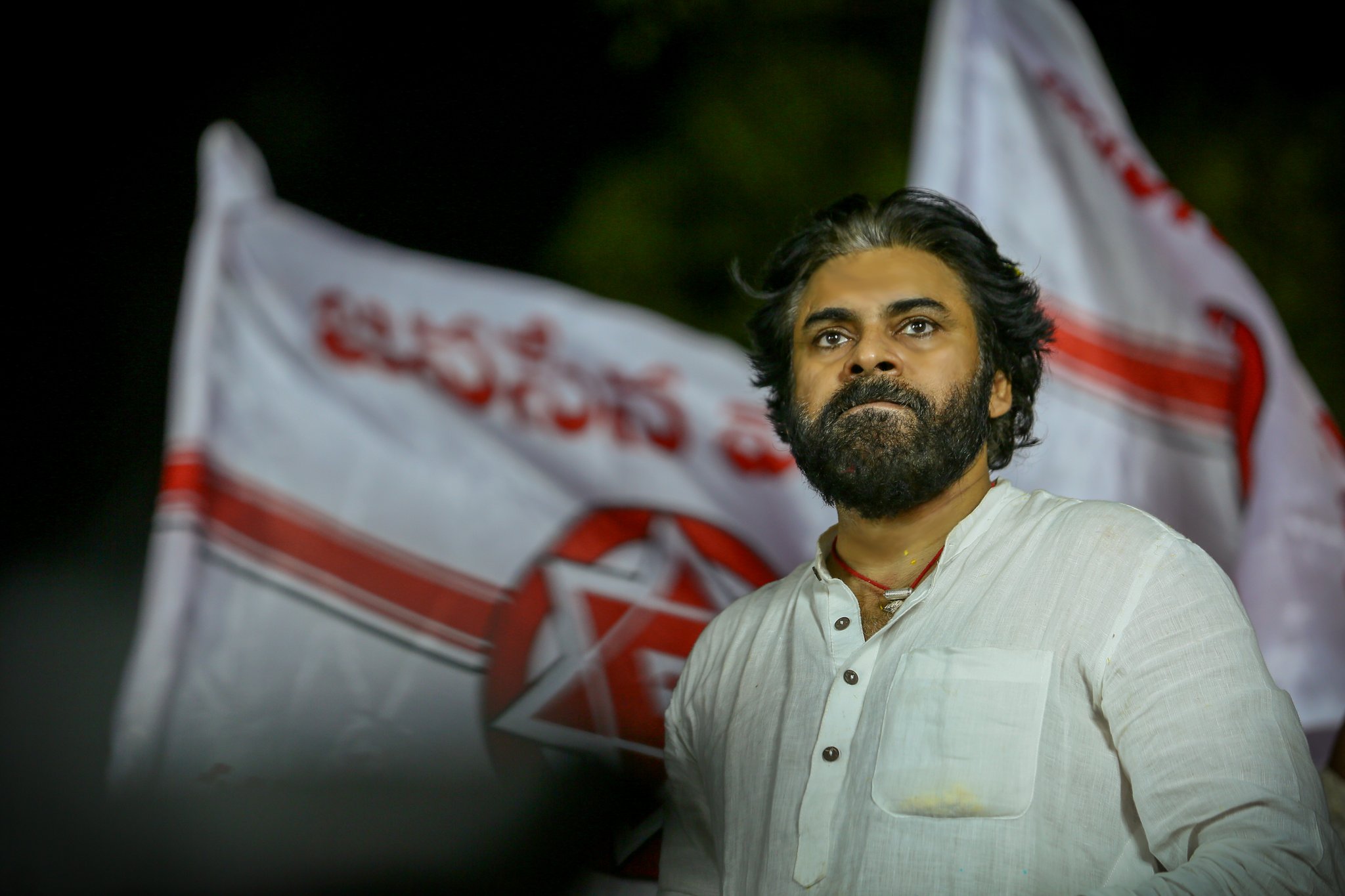 Pawan Kalyan Holics™ Profile Pic of Our Demi God Garu