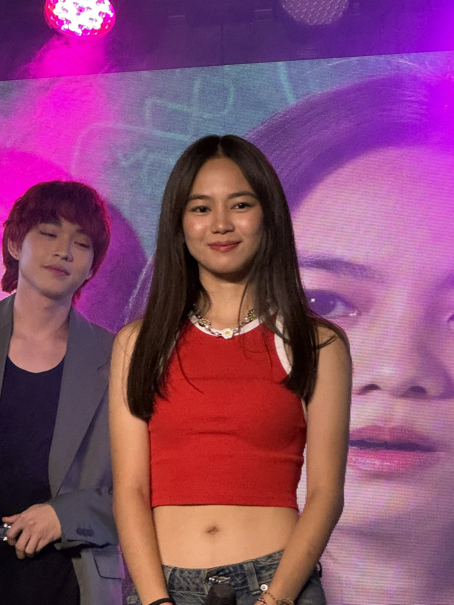 on X: hi, pretty girl <3