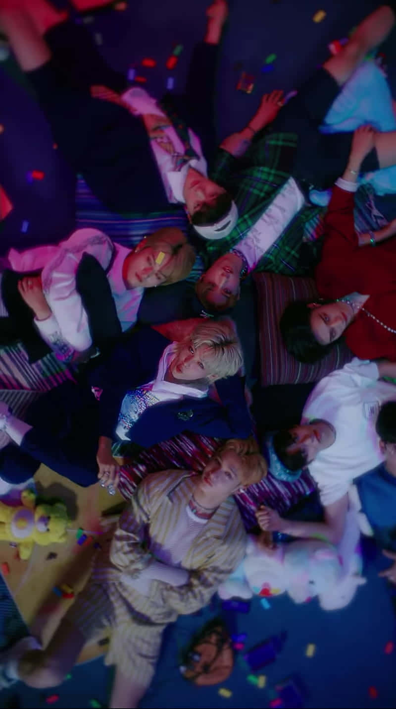 Download Stray Kids Ot8 Gets Crazy in this Bright and Colorful Picture Wallpaper