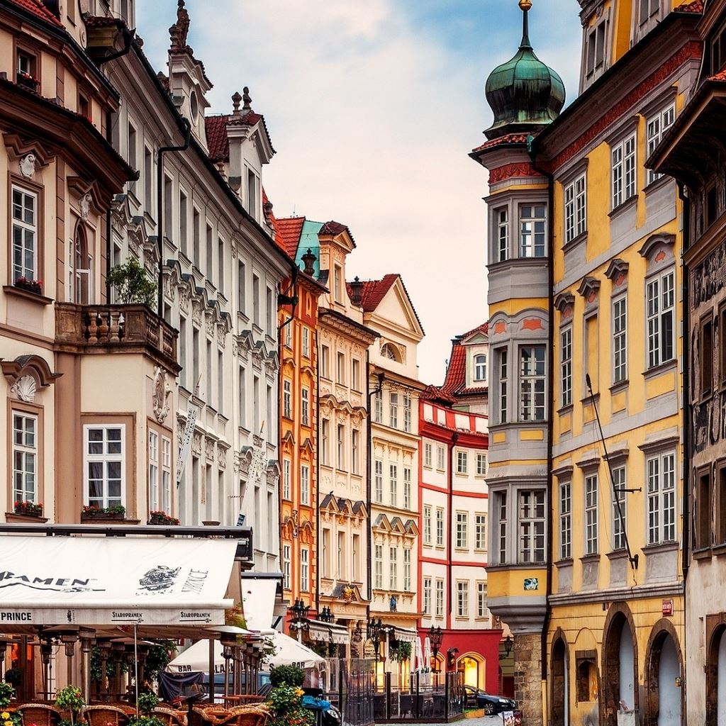 Prague Street Corner iPad Wallpaper Free Download