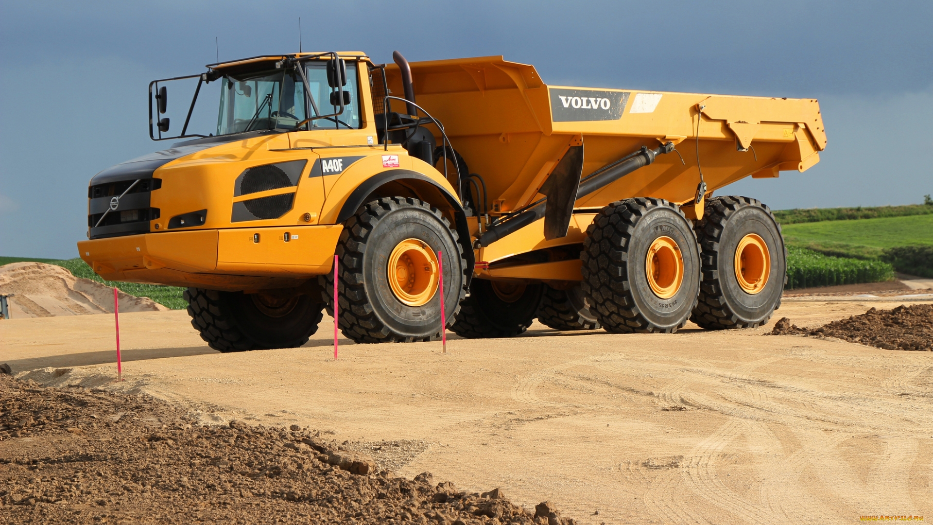 Download Volvo A40F Construction Vehicle Vehicle Dump Truck HD Wallpaper