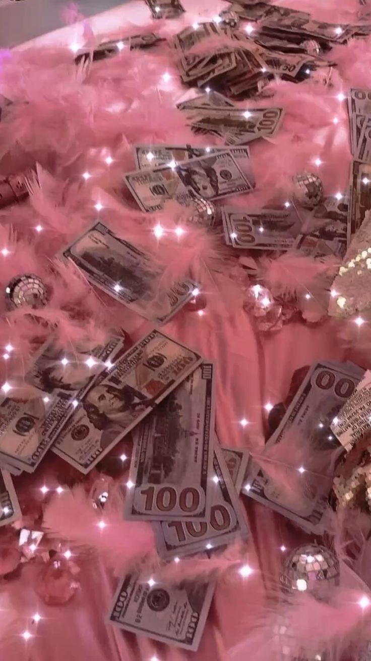 pink wall inspo. pink wallpaper. Y2K. baddie. aesthetic. pink picture for room. picture