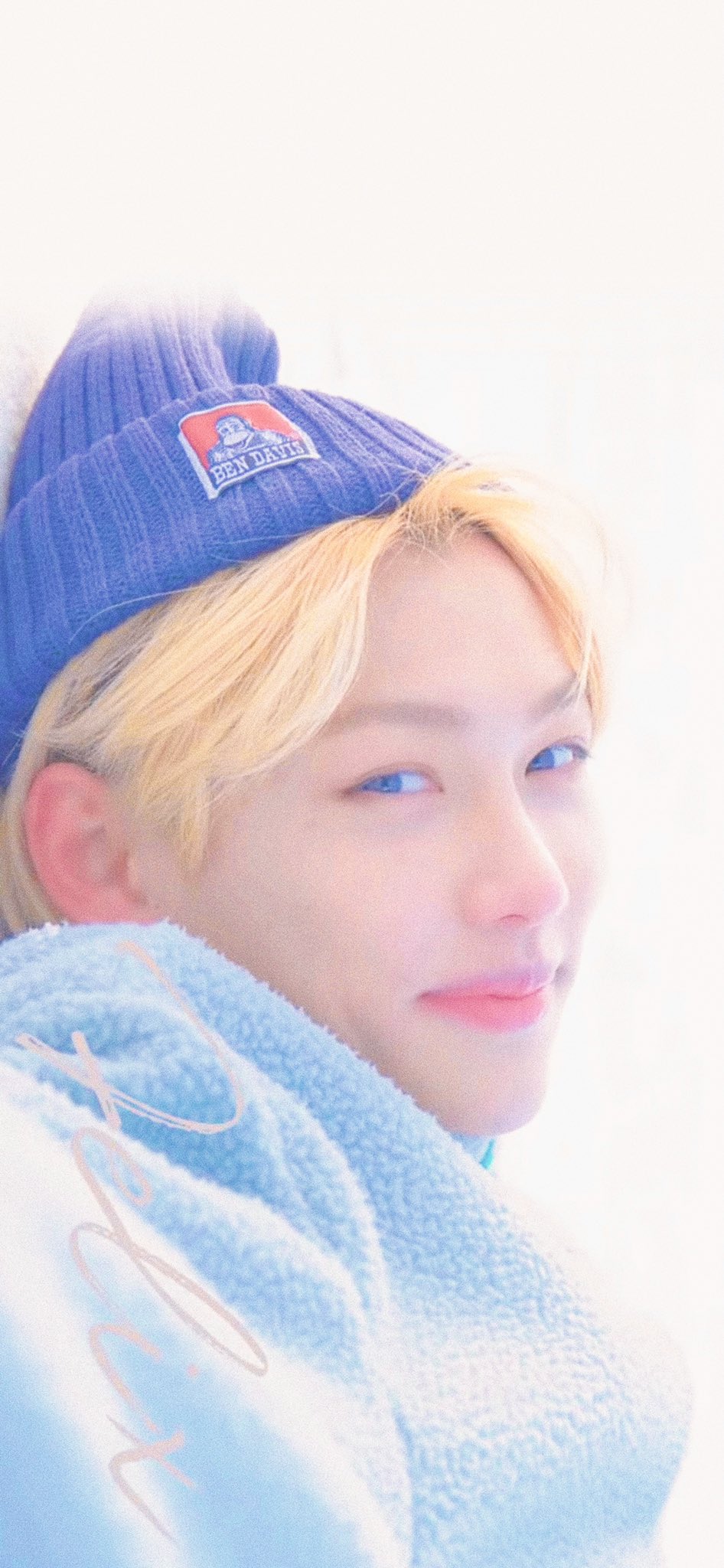 stray kids wallpaper Wallpaper ❄️ #felix #leefelix #skz #straykids #straykidswallpaper #skzcode