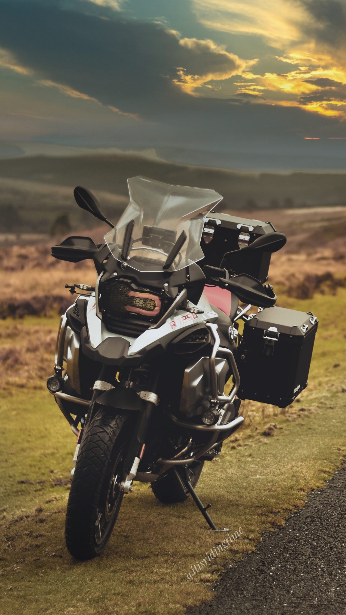 BMW R 1250 Wallpaper