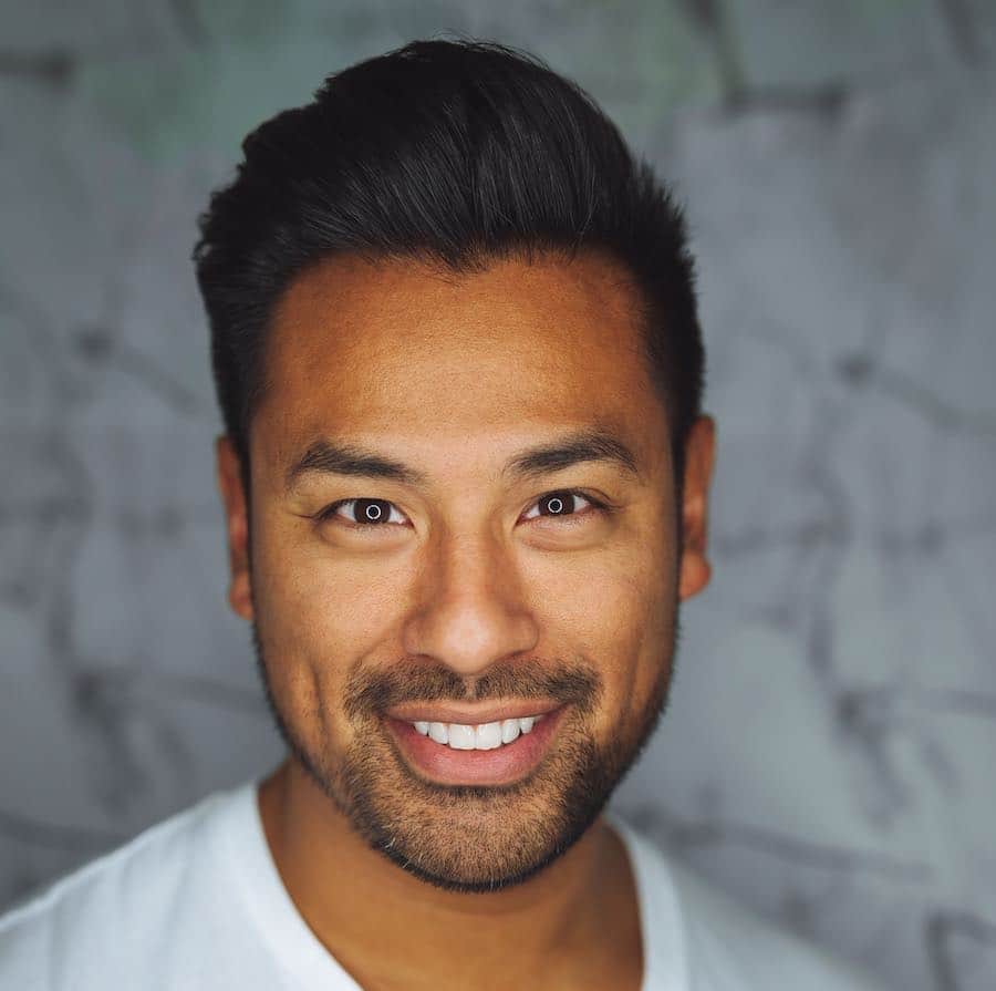 Best Tinder Pics for Guys That Get Results - (Photo Examples)