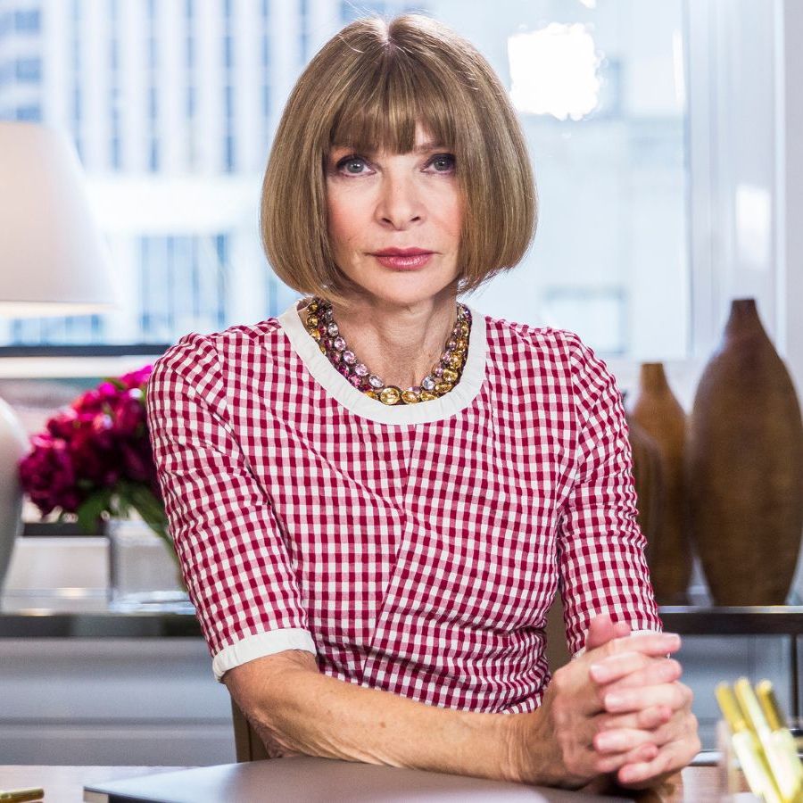 Anna Wintour's luxe living room taps into Hamptons style. Homes and Gardens