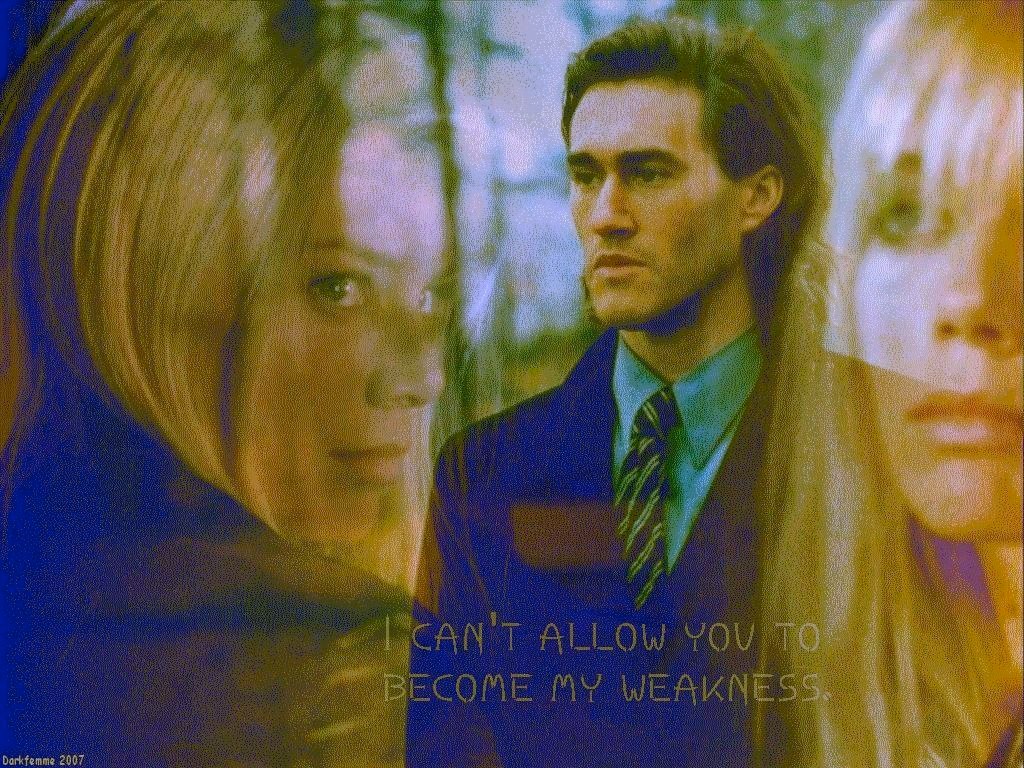Peta Wilson and Roy Dupuis in La Femme Nikita
