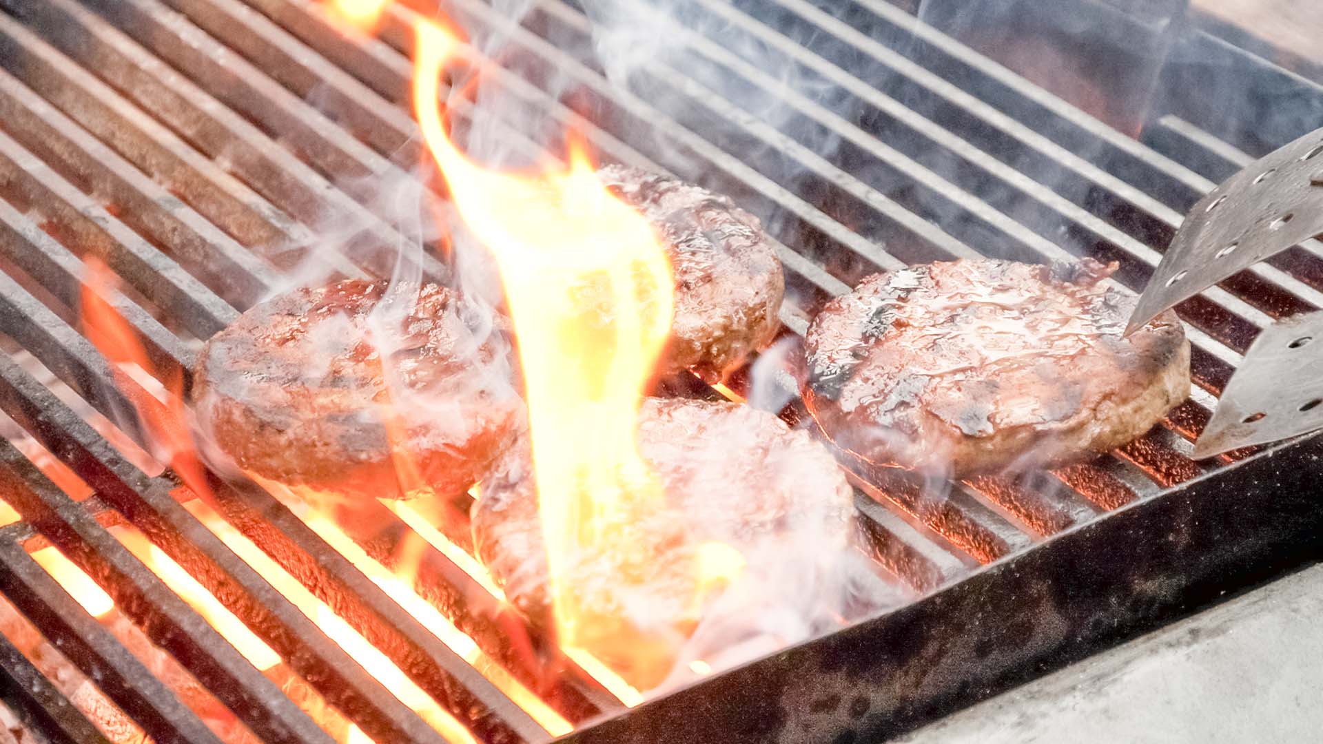 Smoking Hot Tips for a Big BBQ Catering Hire