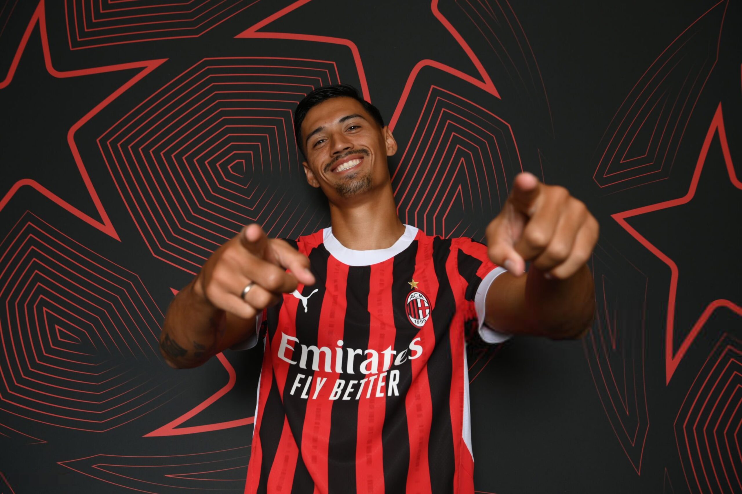 Reijnders: The position I enjoy the most in is the number 8