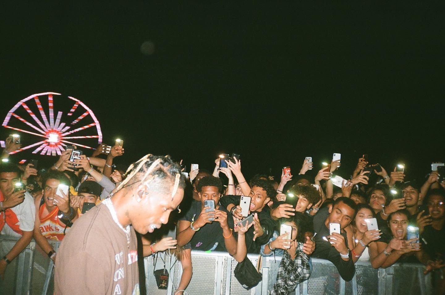 AstroWorld Festival Nov. 2018! (btw you can use this as a wallpaper for your pc or something.)