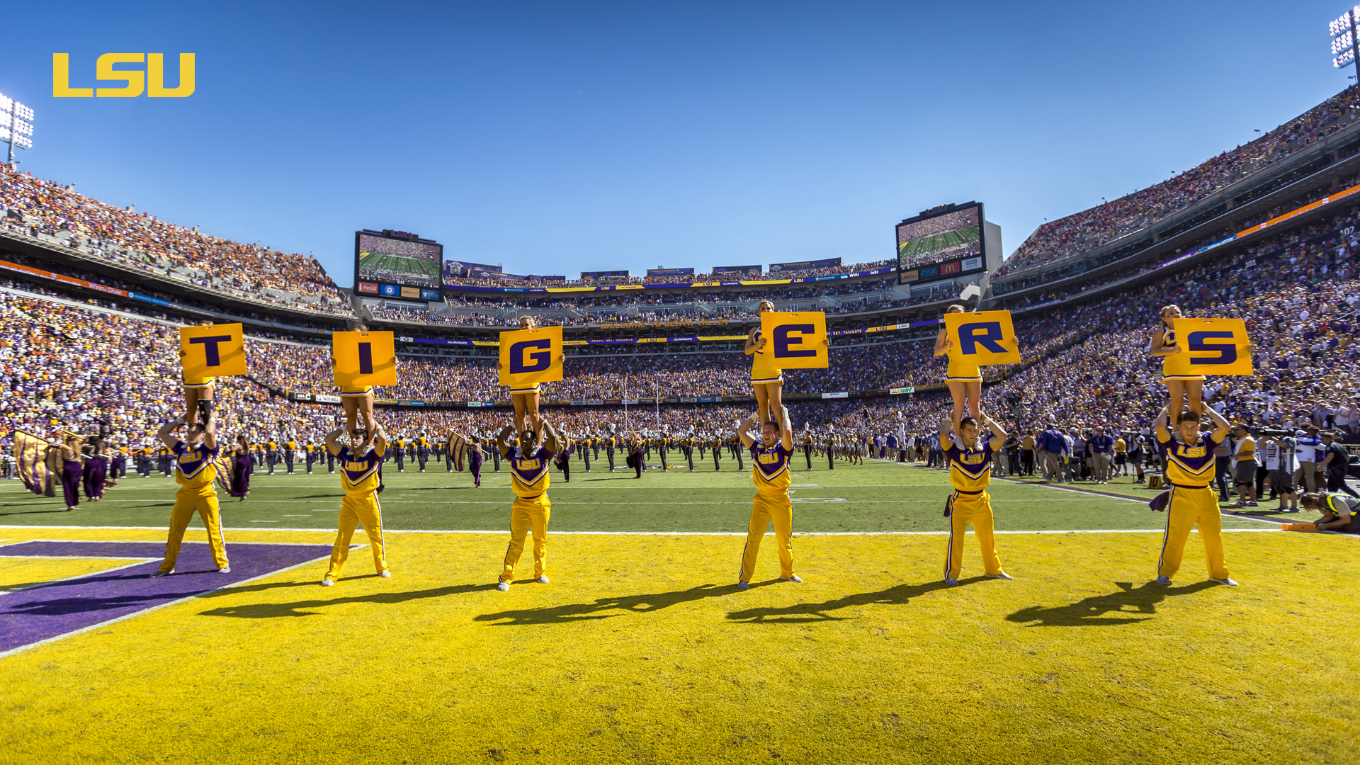 Zoom Background. Communications & University Relations