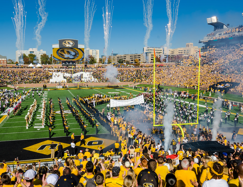 Faurot Field, figures, picture and more of the Missouri Tigers college football stadium