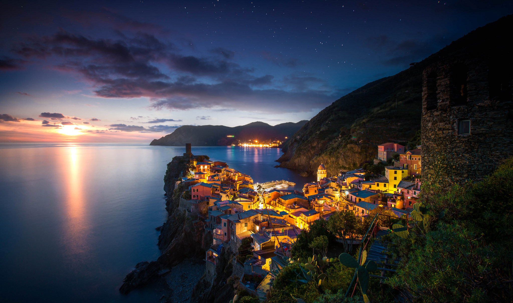 Download Italy Coast Light Night Cityscape City Man Made Vernazza HD Wallpaper