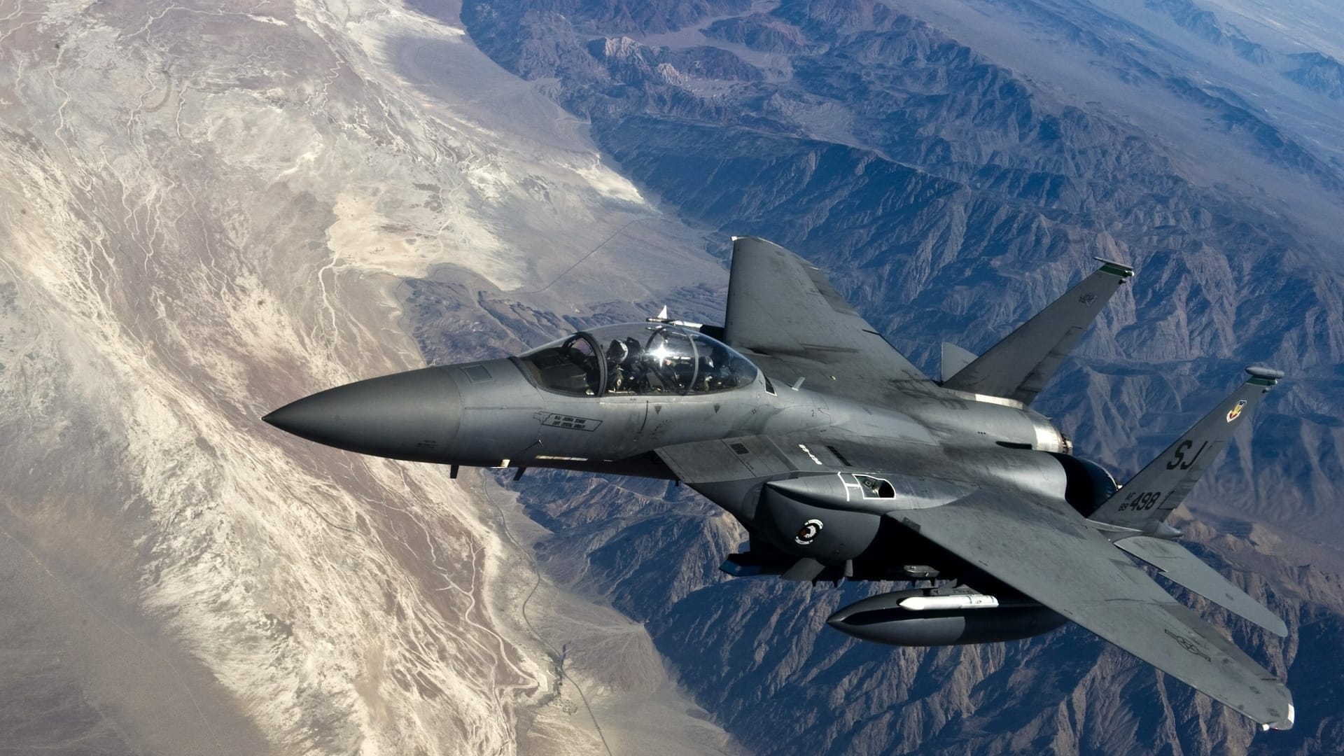 McDonnell Douglas F 15E Strike Eagle Theme For Windows 10 & 11
