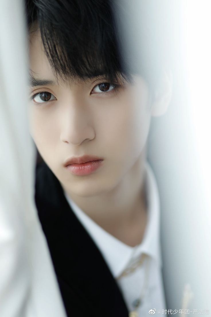 Pin oleh <3 di Yan HaoXiang 严浩翔