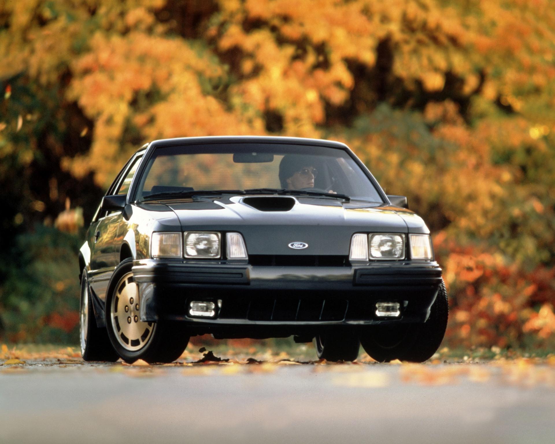 Ford Mustang Wallpaper [HD]