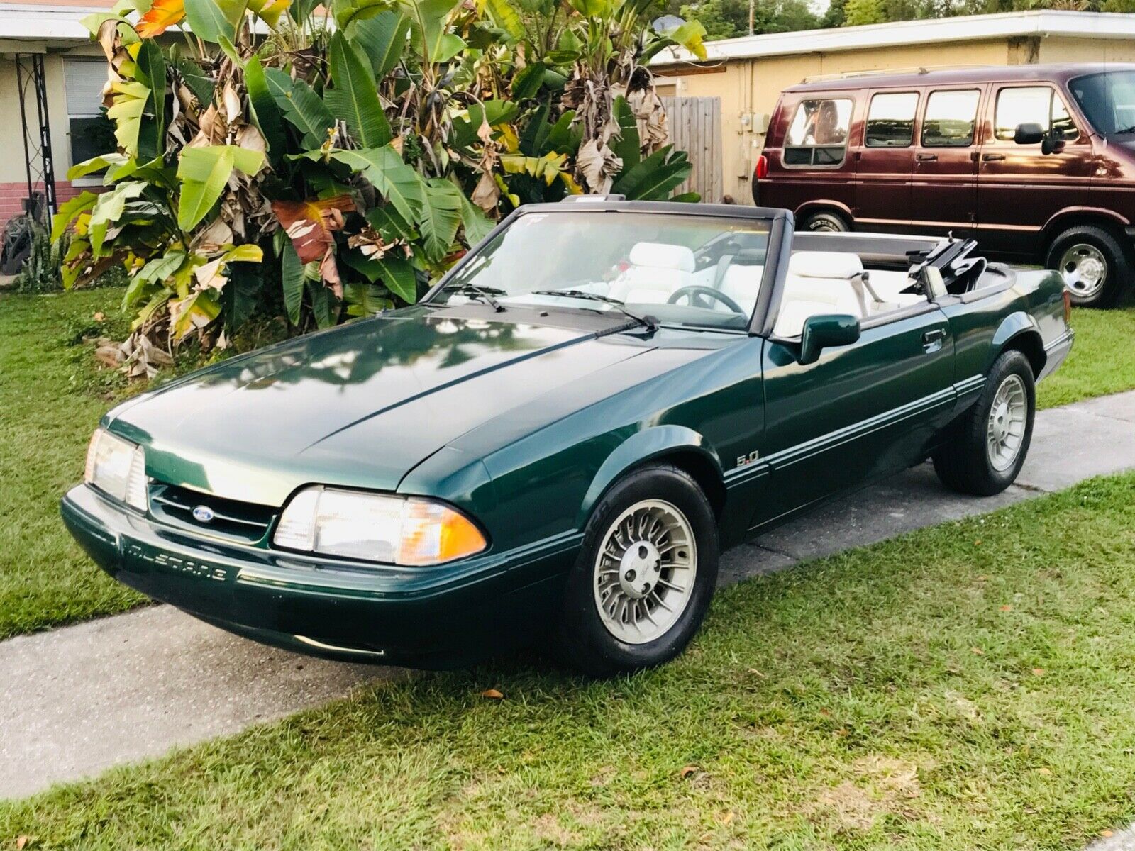 EBay Find: A Rare 1990 Ford Mustang Special 7 Up Edition