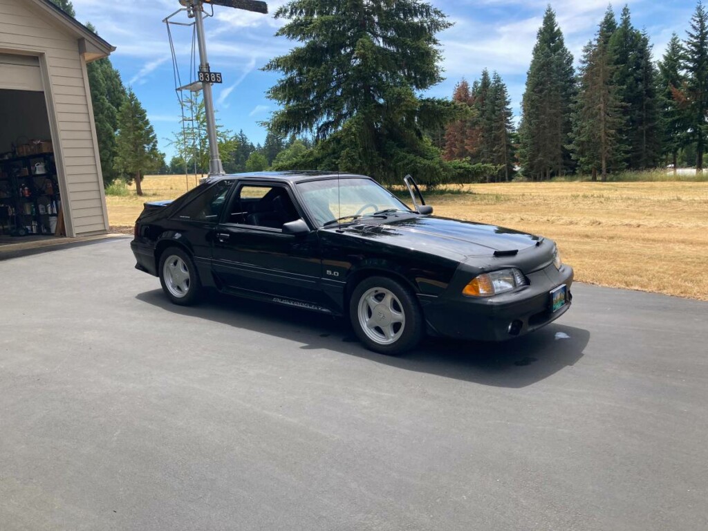 Ford Mustang GT. New Old Cars