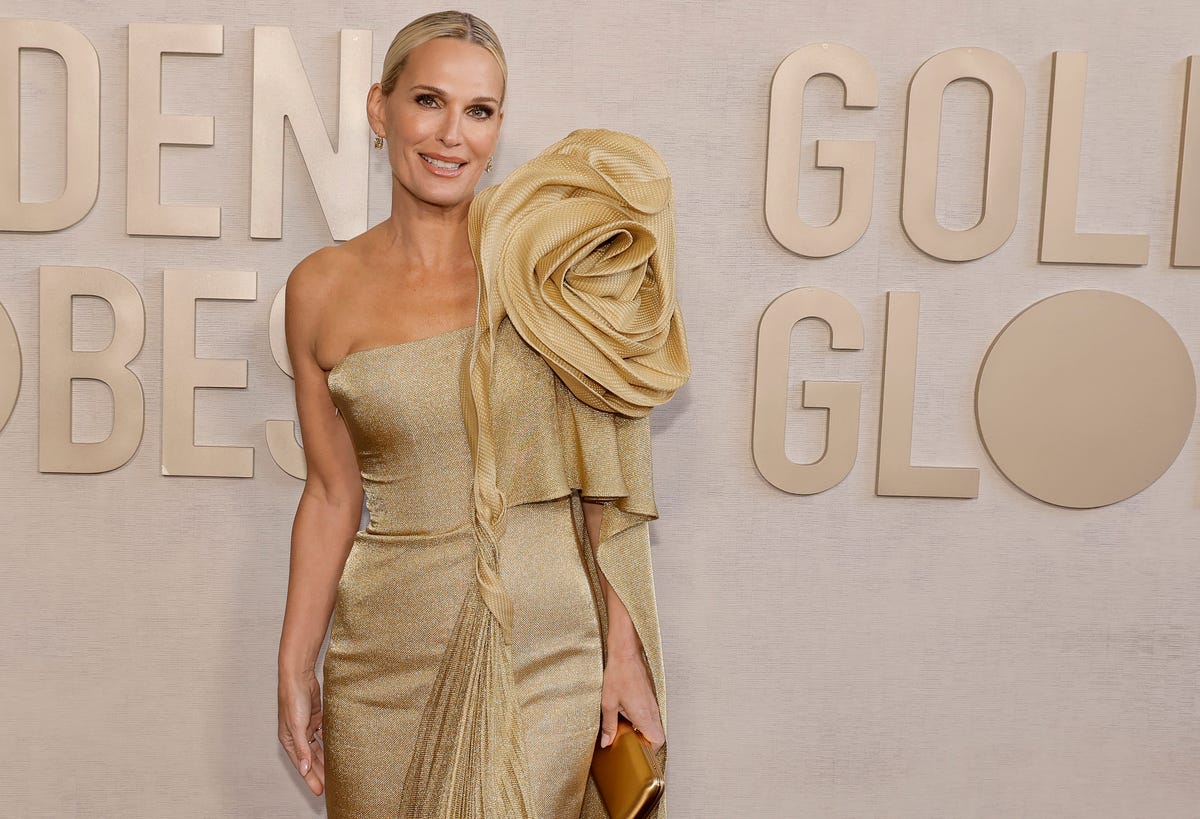 Model And Actress Molly Sims Shares Her Organized And Well Stocked Fridge In The Latest Episode Of 'Fridge Tours'