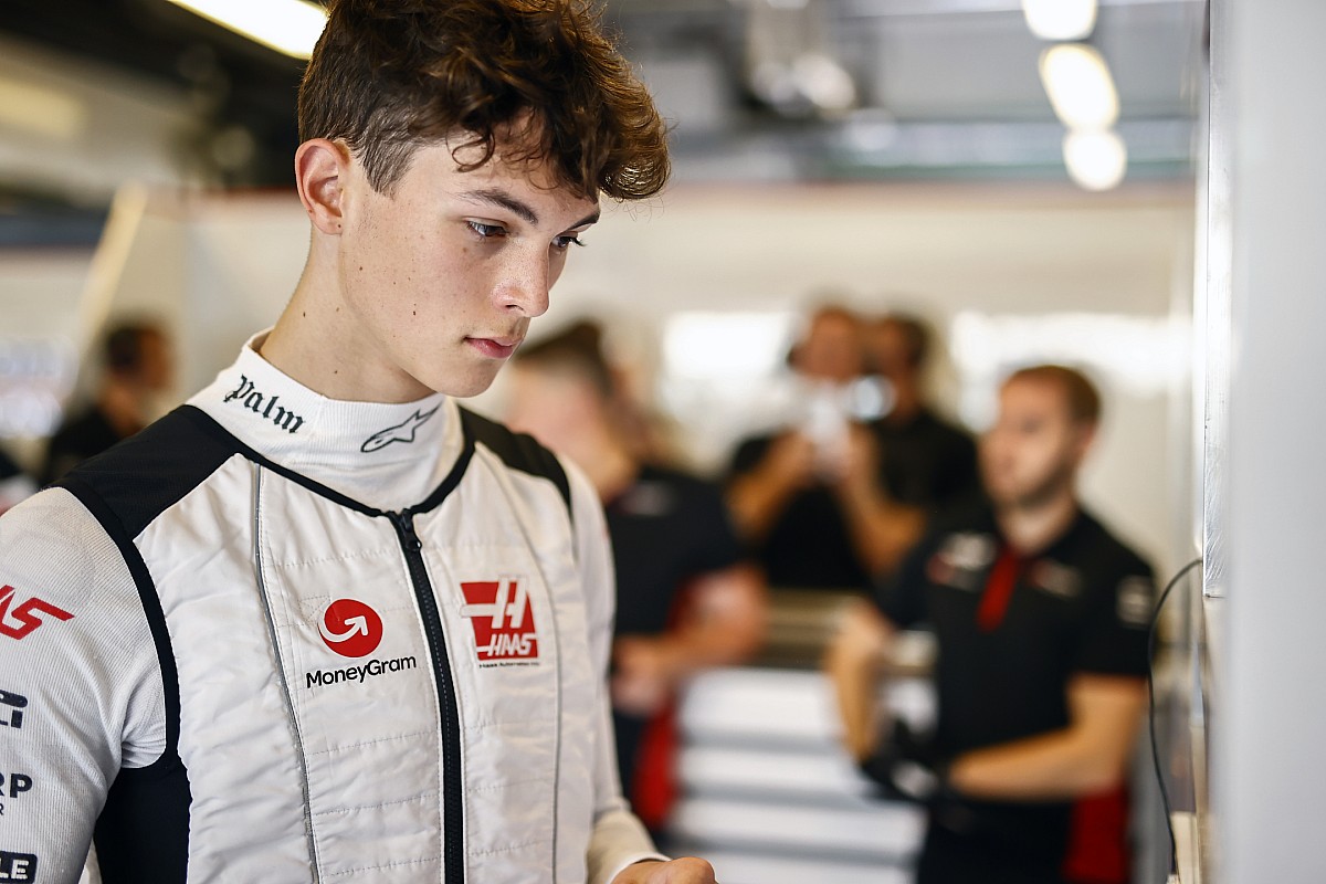Bearman hopes to follow Piastri F1 testing example