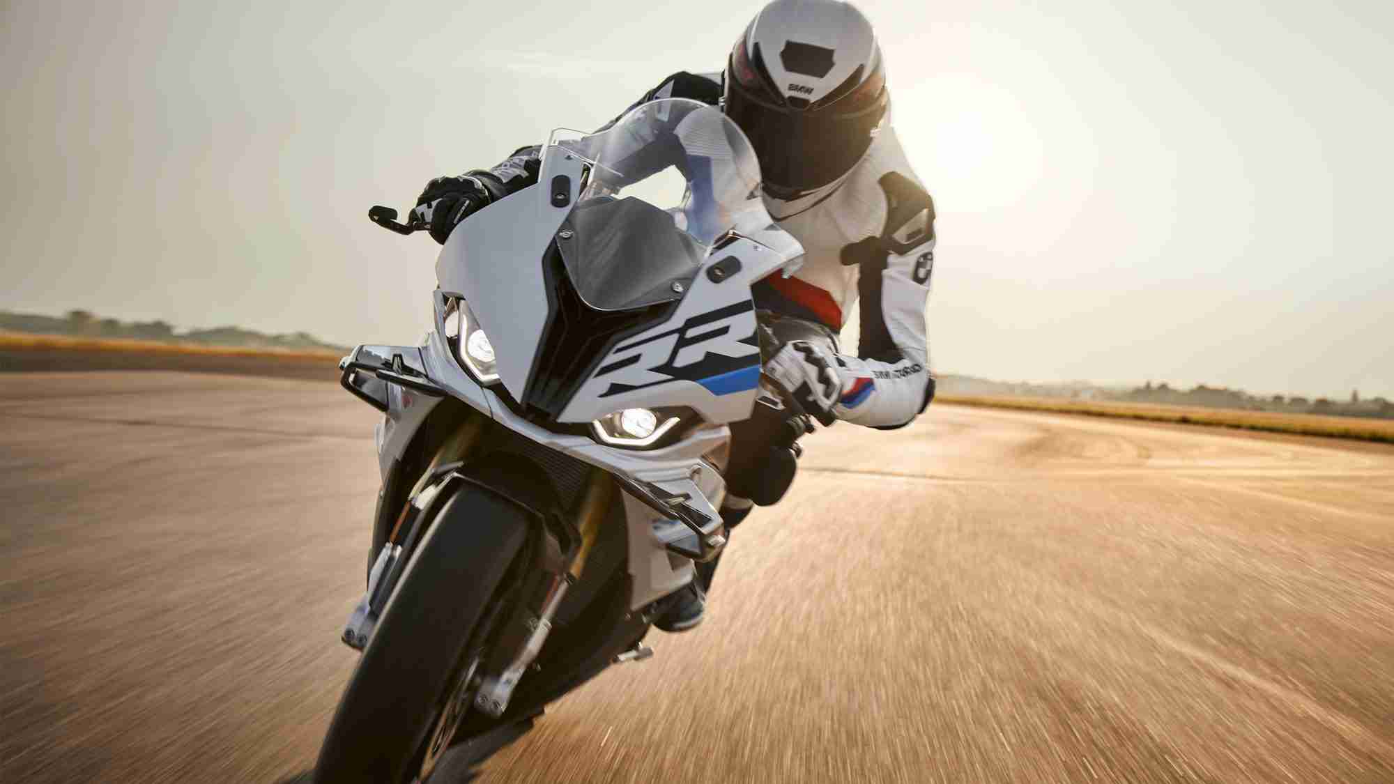 2023 BMW S1000RR, lighter, faster, simple!. Motorcycle News, Reviews and Knowledge Base
