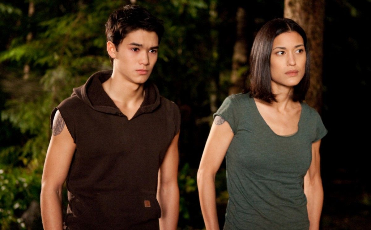 Twilight: 20 Wild Details Only True Fans Know About Leah Clearwater