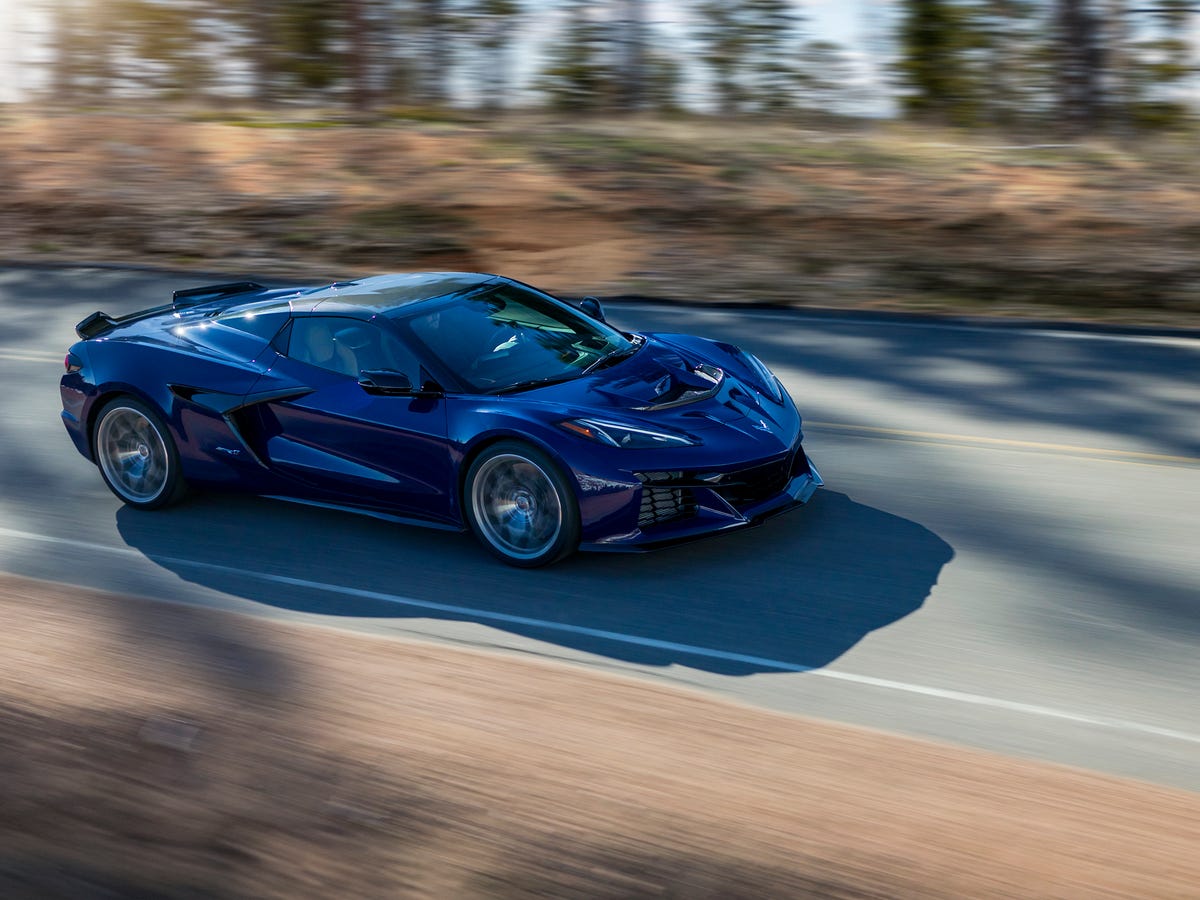 2025 Chevrolet Corvette ZR1 Photo Gallery