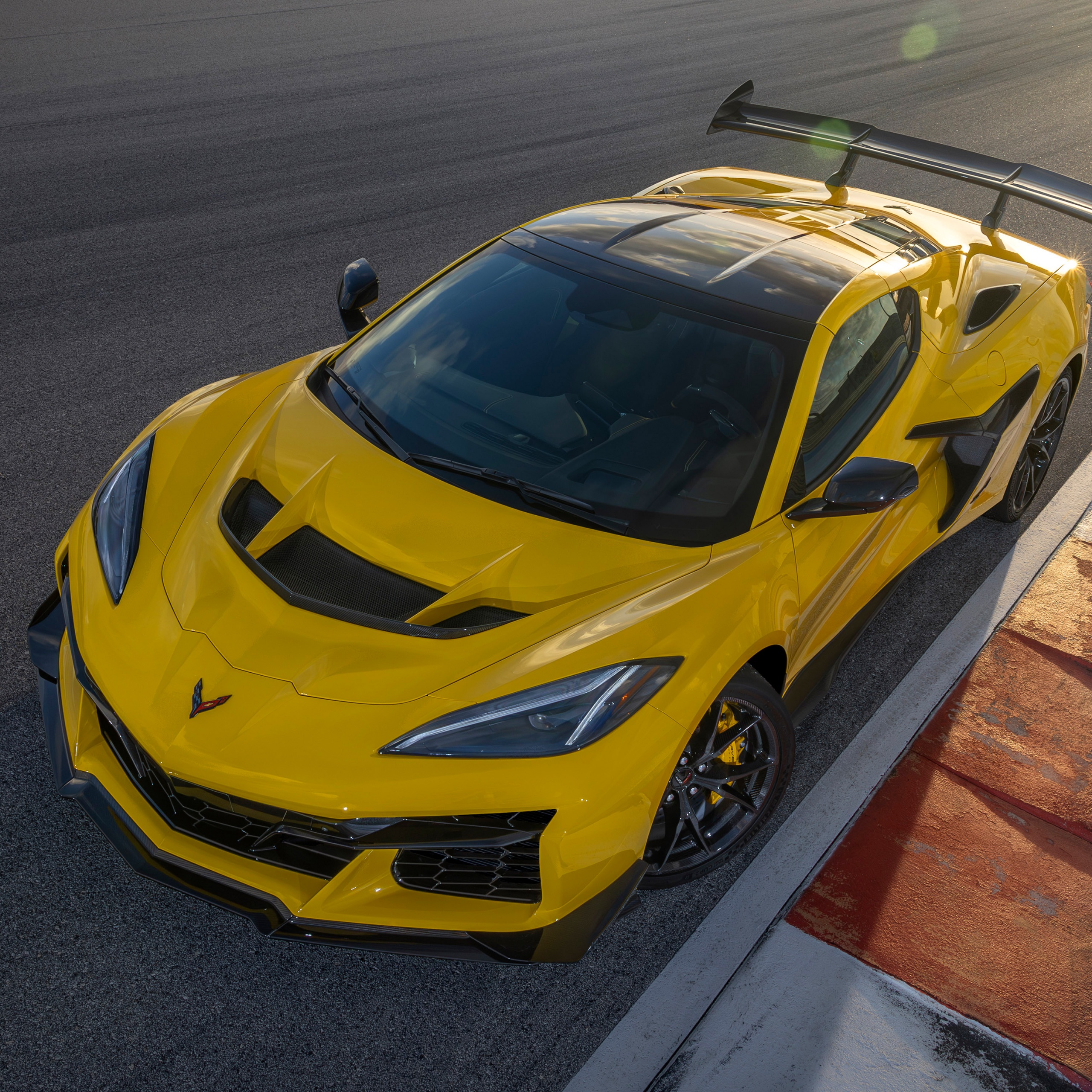 Chevrolet Corvette ZR1 Wallpaper 4K, 2025, 5K, Race track
