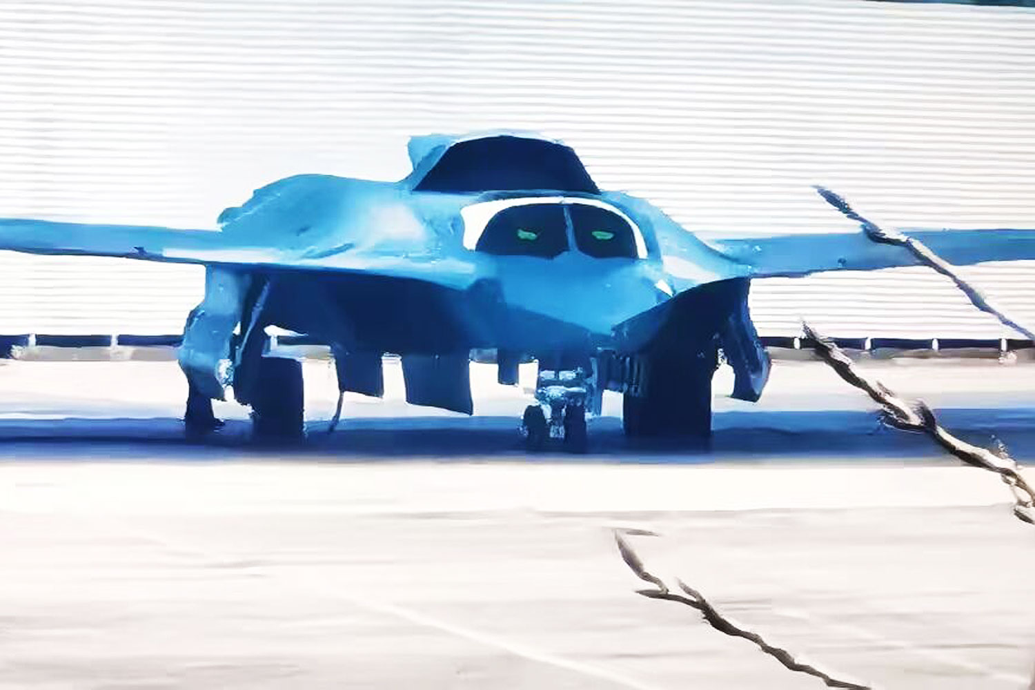 New Image Of Chinese Stealth Fighter 'J 36' Confirm Two Seat Layout Data News