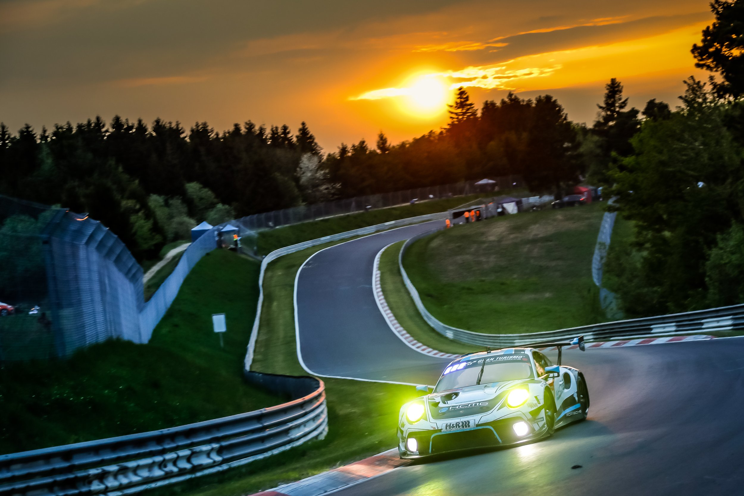 KCMG Takes Top Five Finish In Nurburgring Qualifiers