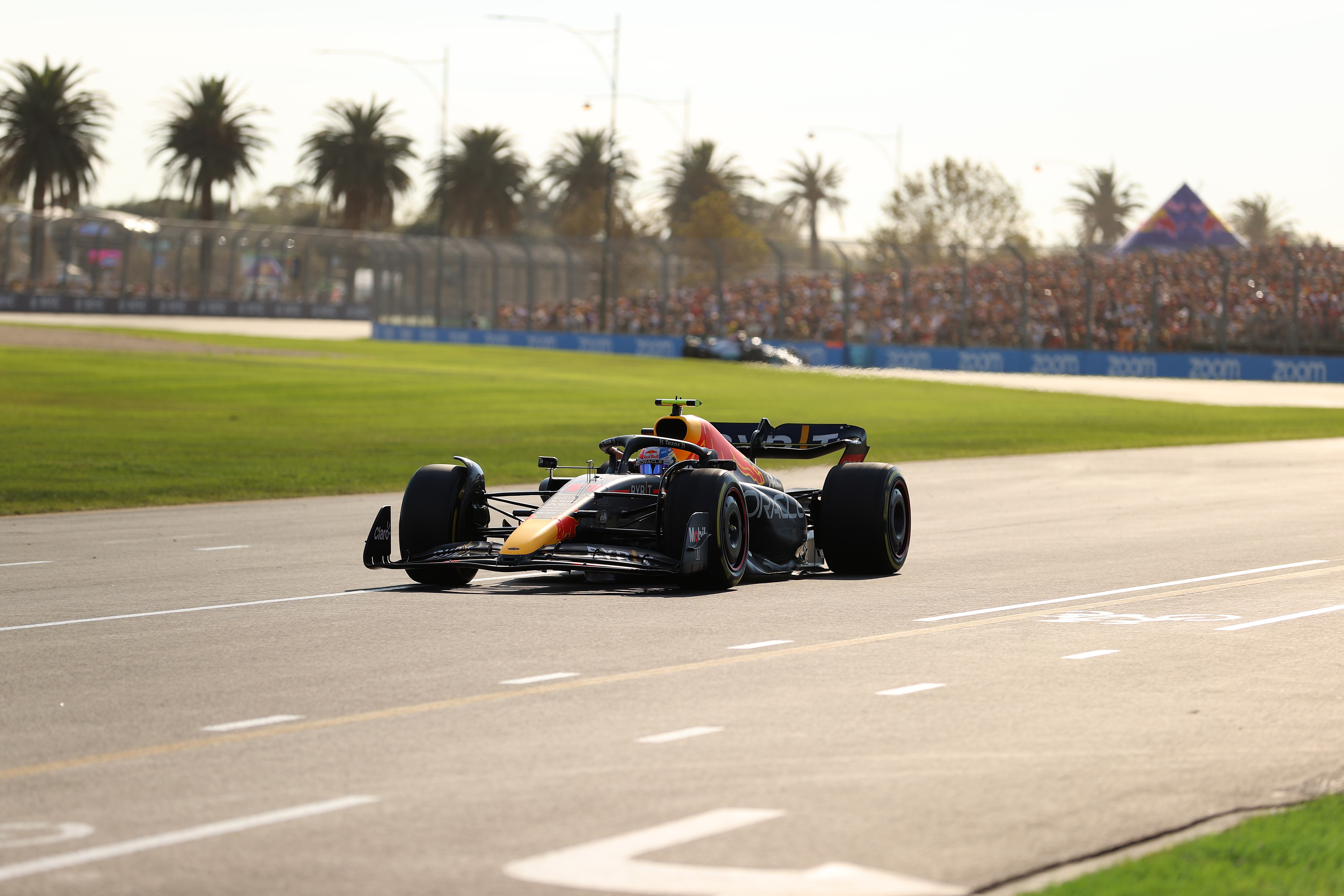 Red Bull F1 2022 (RB18) Desktop Wallpaper