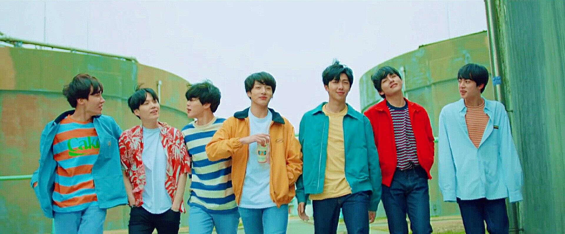 BTS Pics⁷ ²⁰²⁵ - • Take my hands now You are the cause of my euphoria