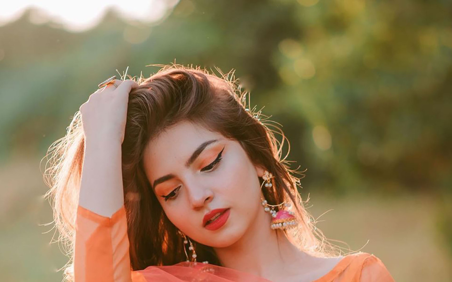 Dananeer Mobeen Desktop Wallpaper 85986