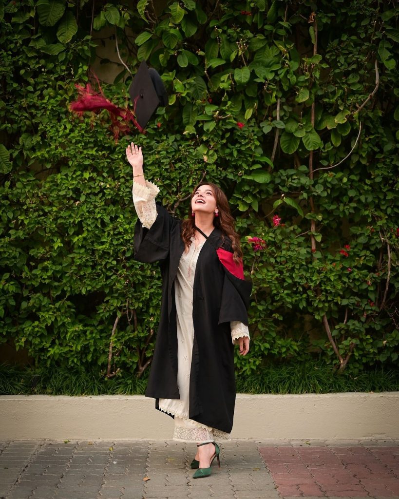 Dananeer Mobeen Graduation Ceremony Picture with Parents