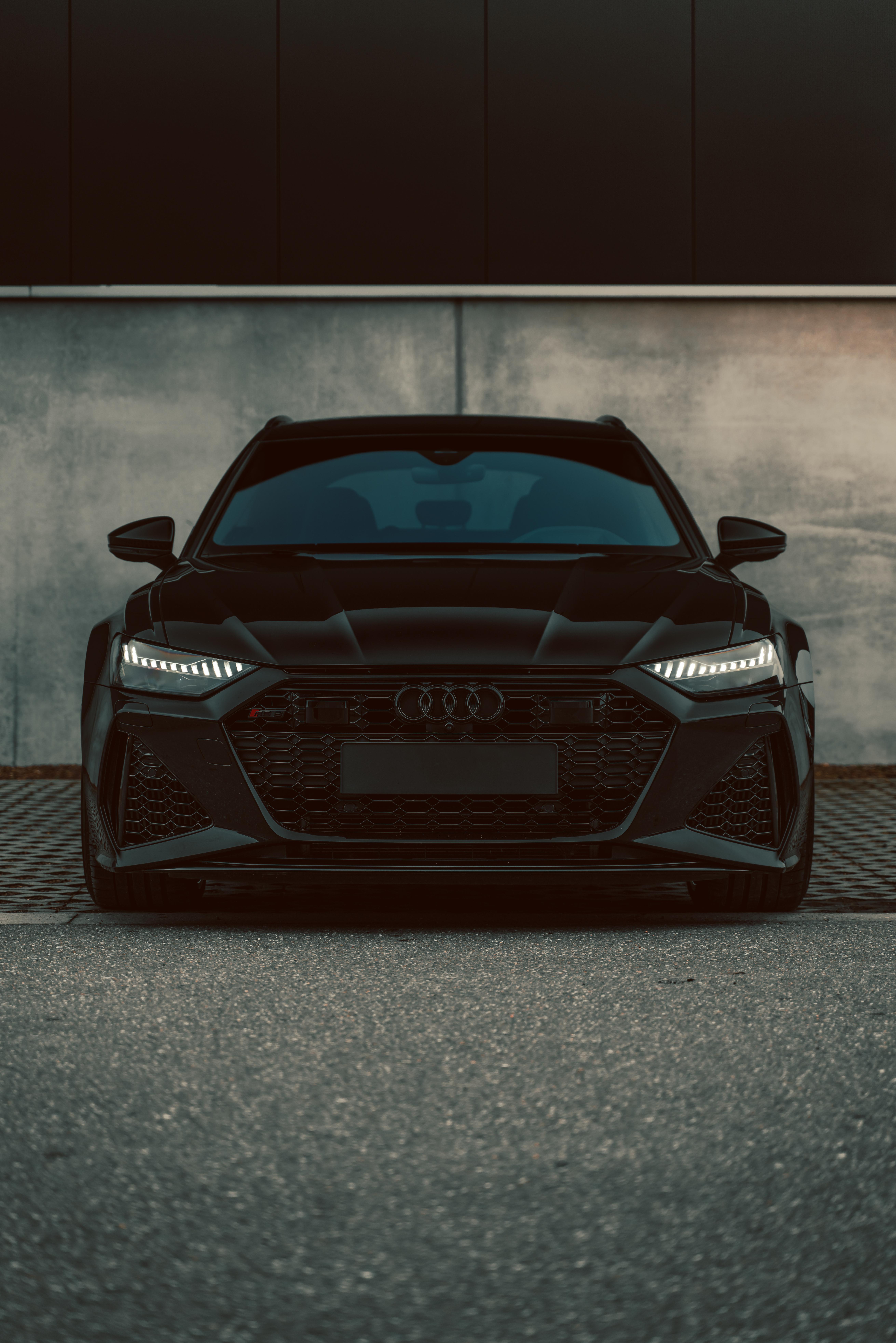 Black Audi RS6