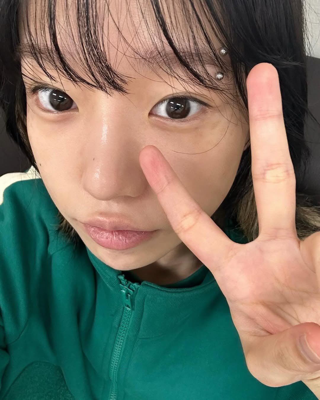 jo yuri pics. squid game 3 yuri zo__glasss instagram update, squid game 2 behind