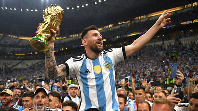 Lionel Messi FIFA World Cup Trophy 2022 Winner 4K Wallpaper iPhone HD Phone h