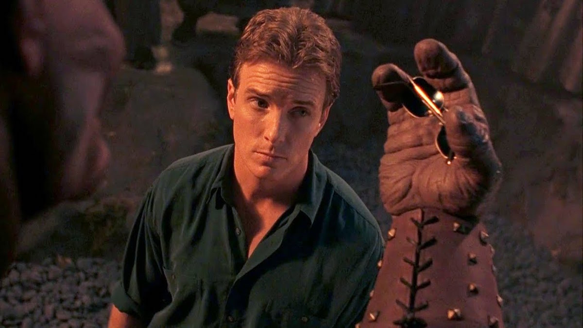 Mortal Kombat: An Ode to Johnny Cage and His $500 Sunglasses. Den of Geek