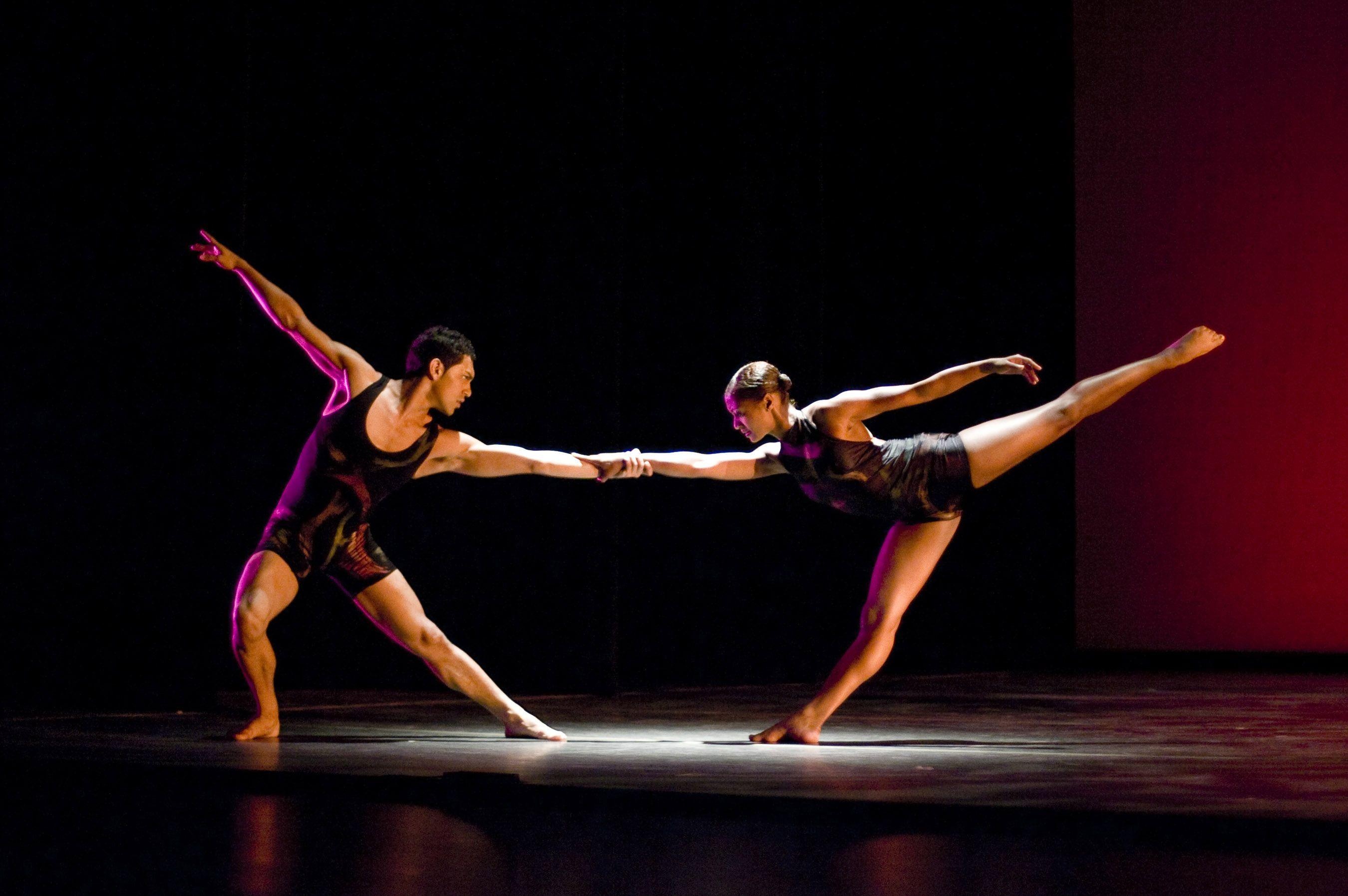 Contemporary Dance Wallpaper