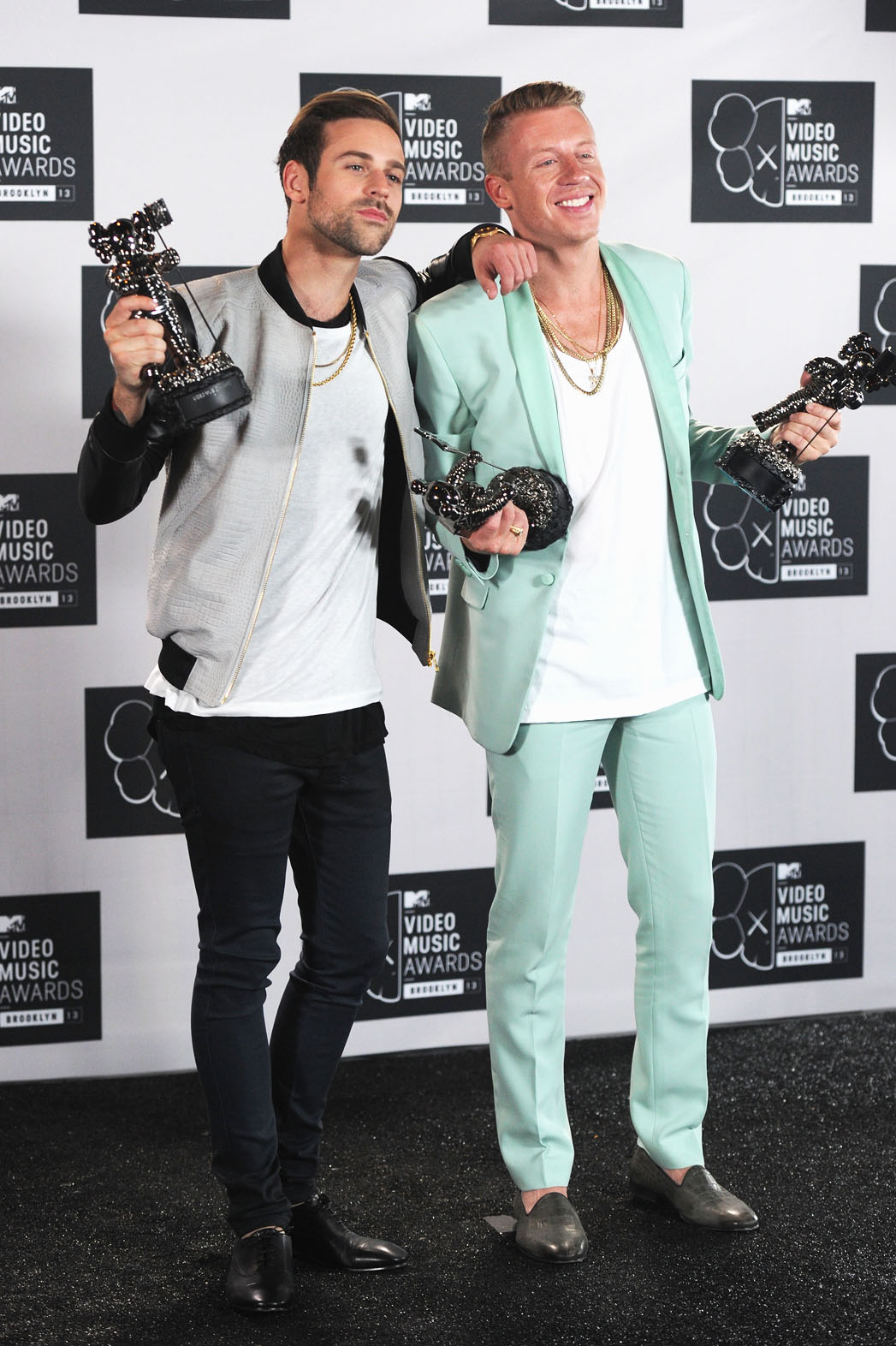 MTV VMAs: Macklemore 'Welled Up' During 'Same Love' Victory