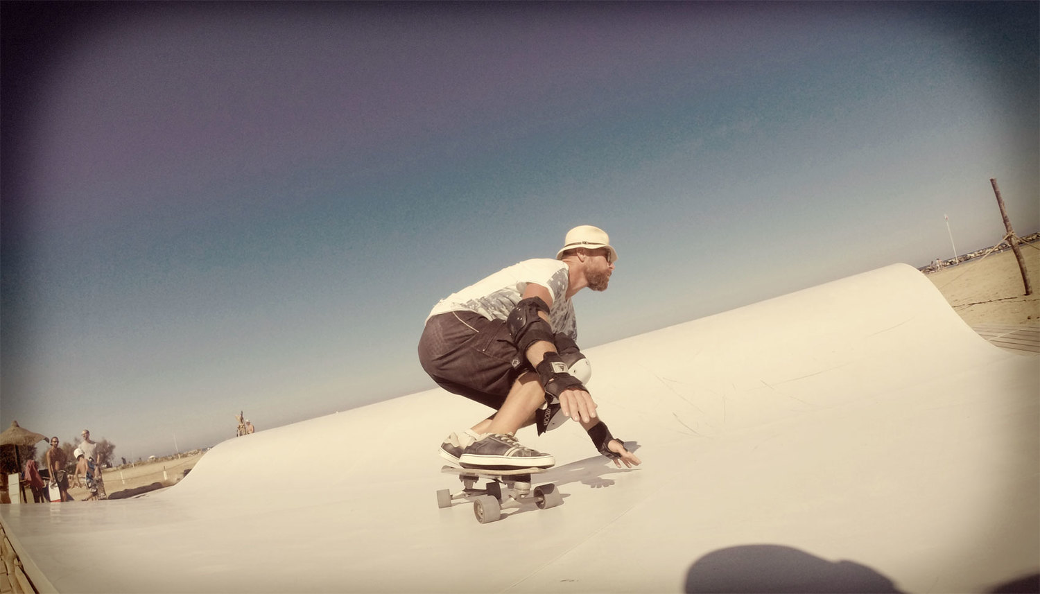 Whitezu Surfskate Videos & Photo