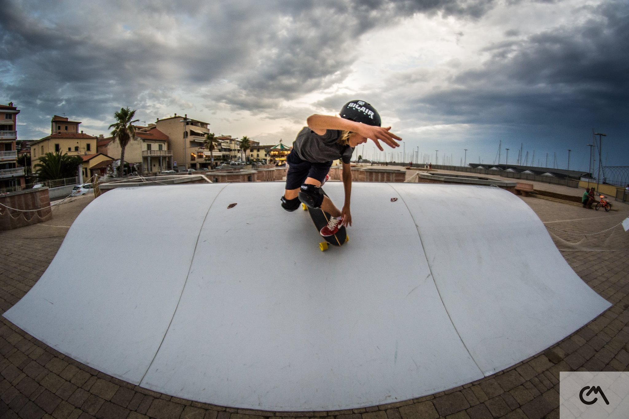 Backyard Surfskate Wave