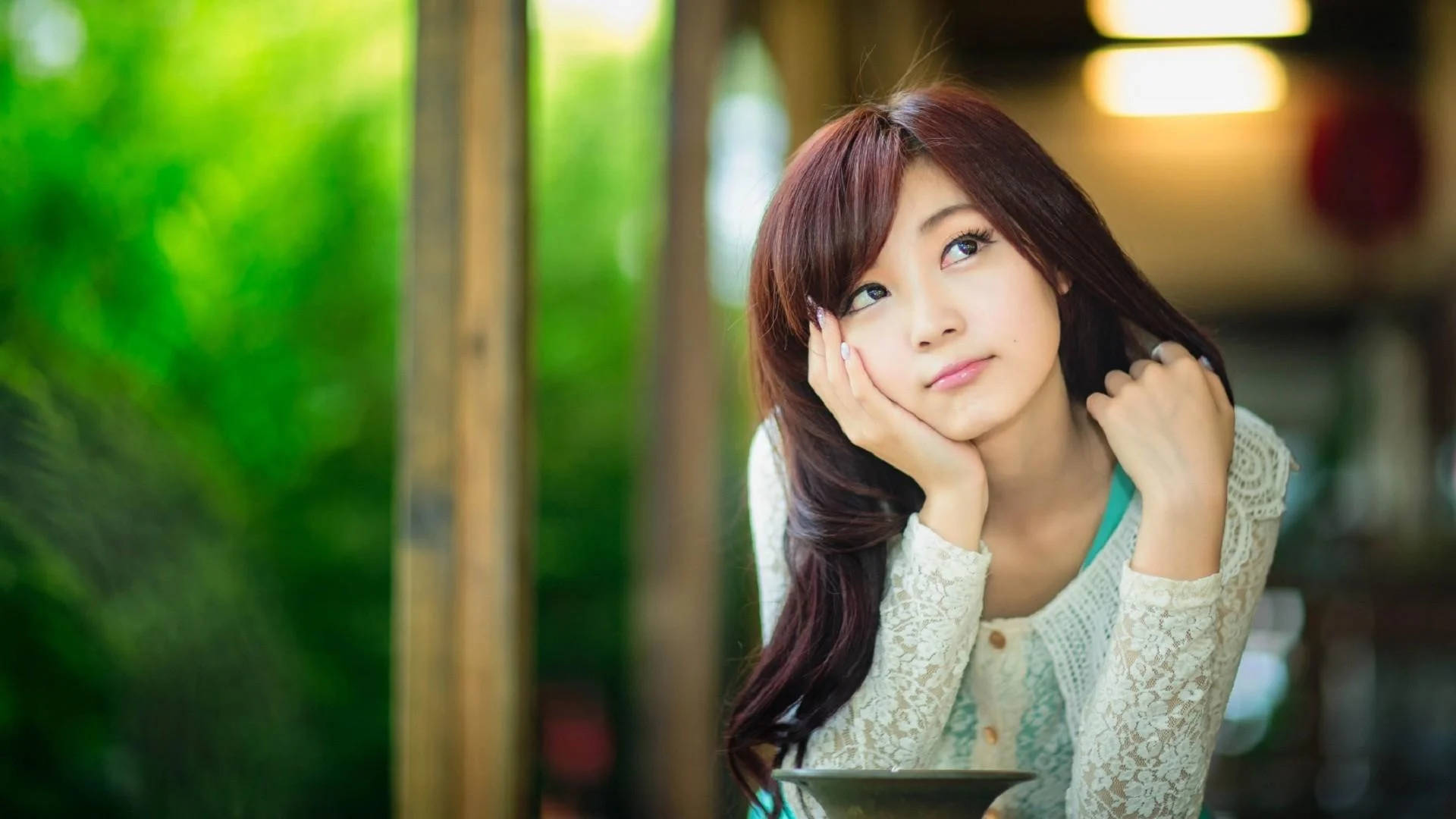 Asian Women Wallpaper