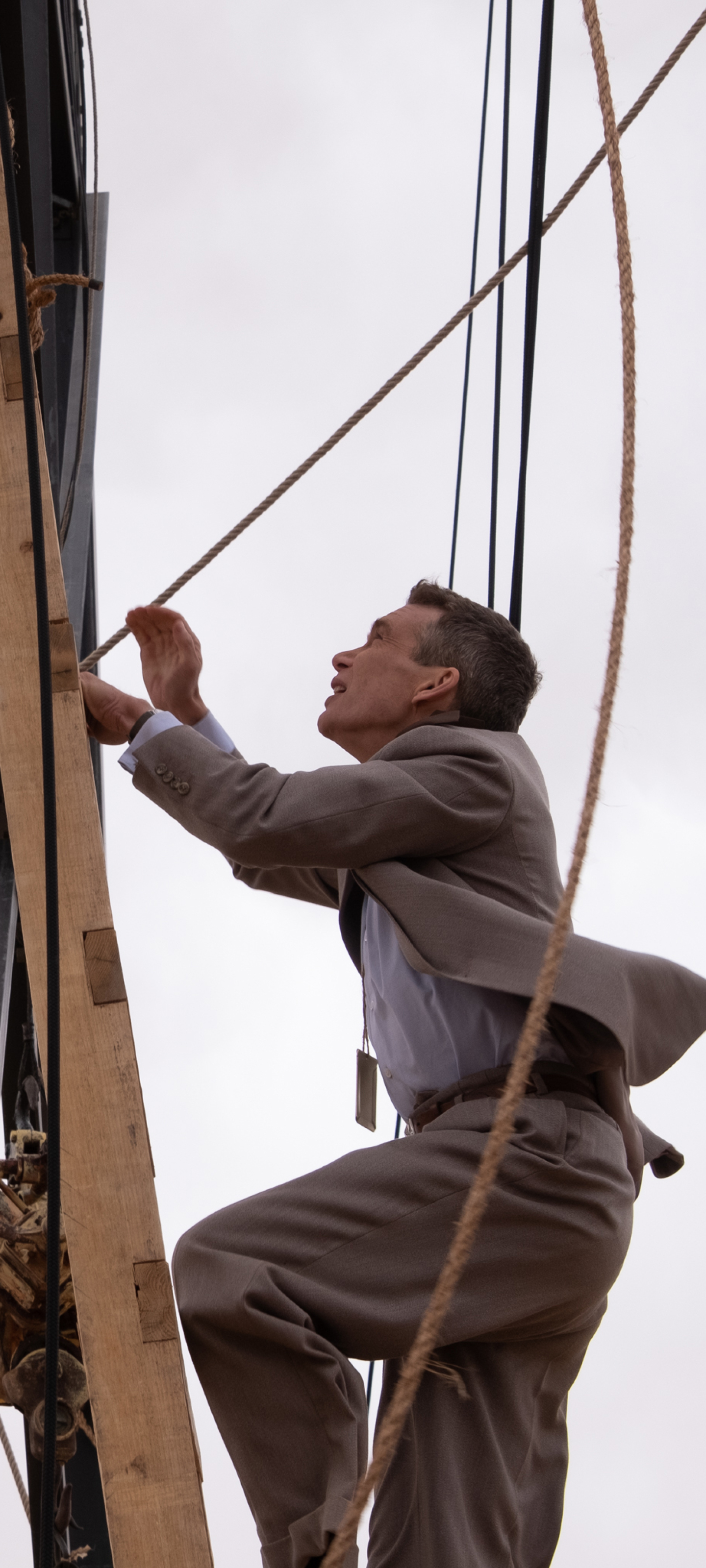 JumpTrailers [4K UHD] [Wallpaper Celular] # Oppenheimer [Thread] [2 2]