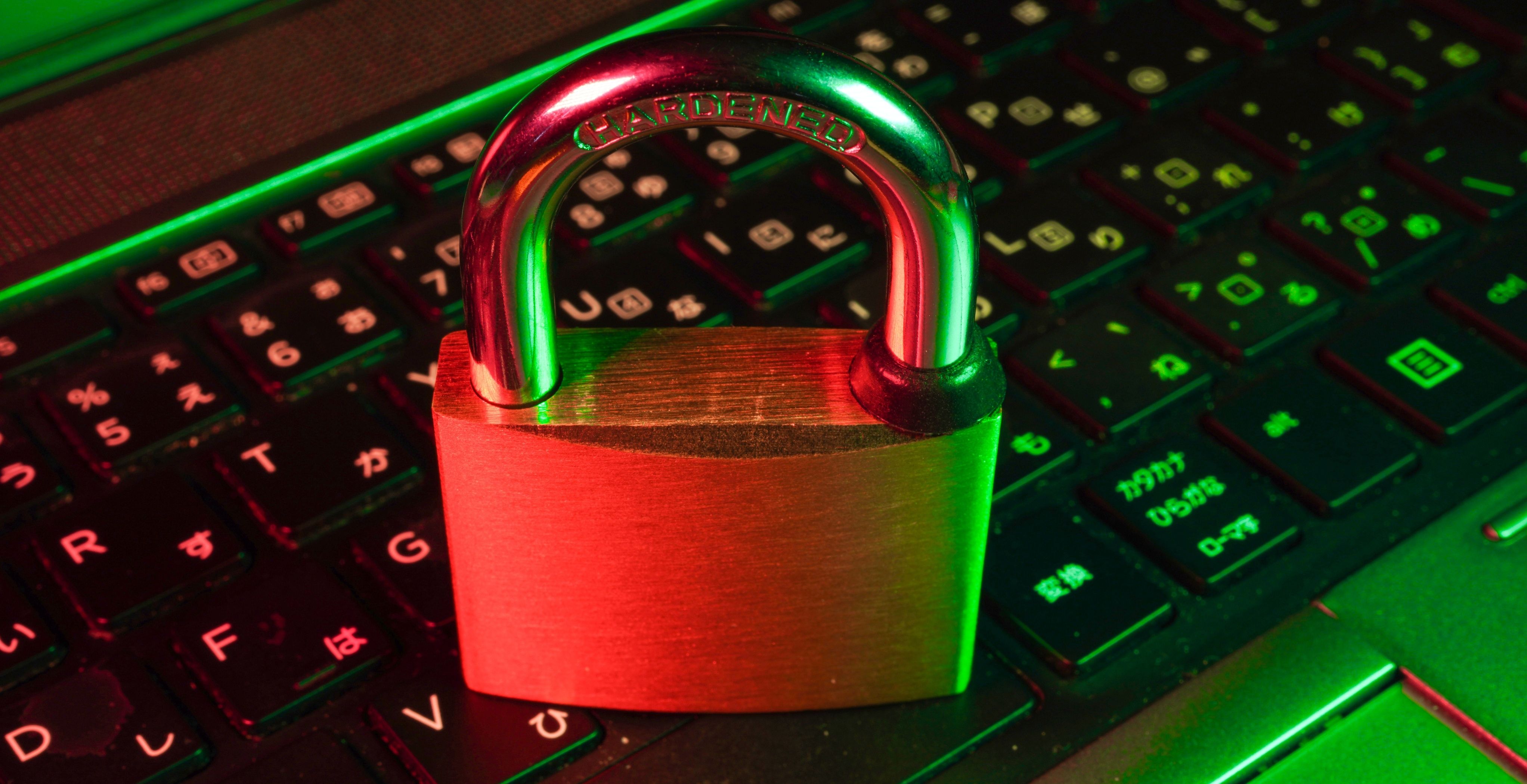 How to Browse the Internet Anonymously Using Whonix