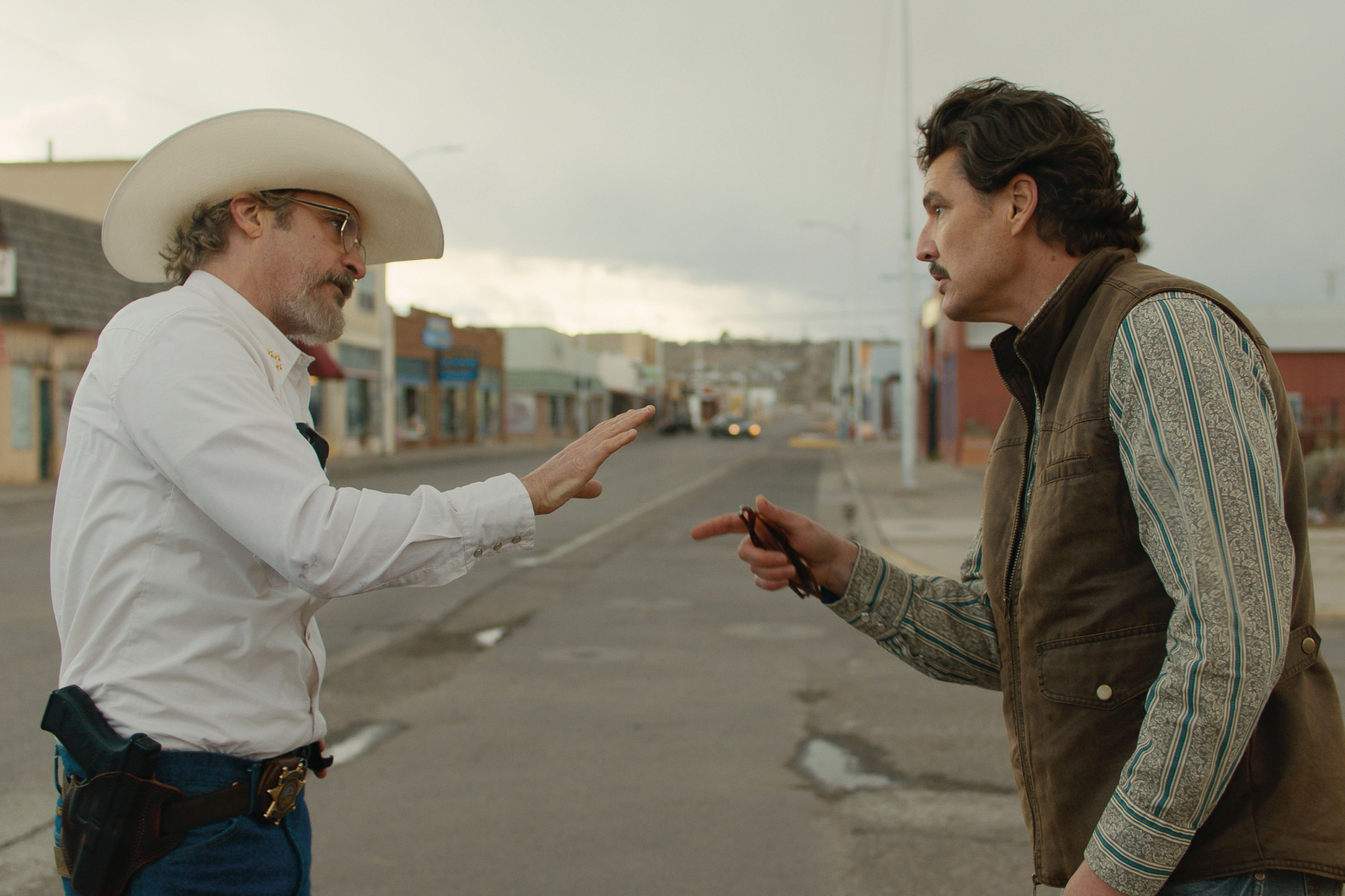 Eddington' Trailer: Joaquin Phoenix, Emma Stone, Pedro Pascal Star