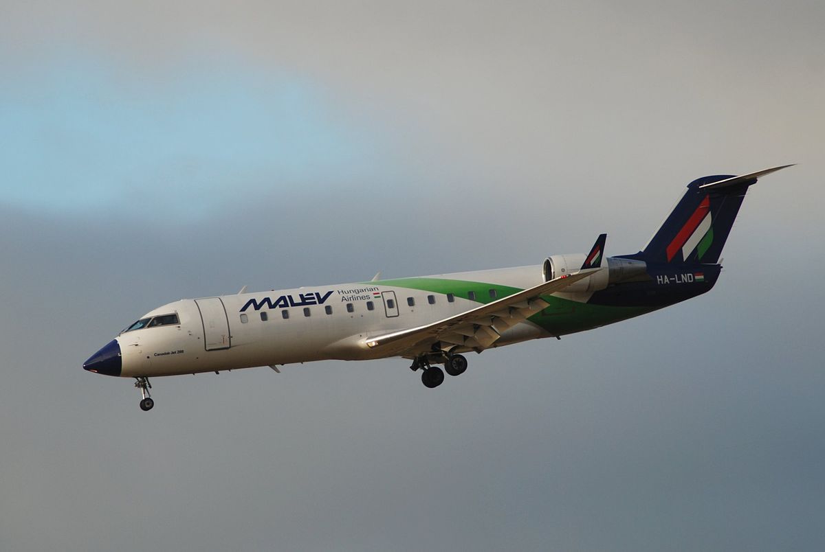 MALEV Canadair CRJ 200, HA LND 13.01.2007 446ab