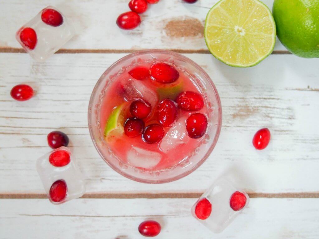 Cranberry caipirinha's Cooking