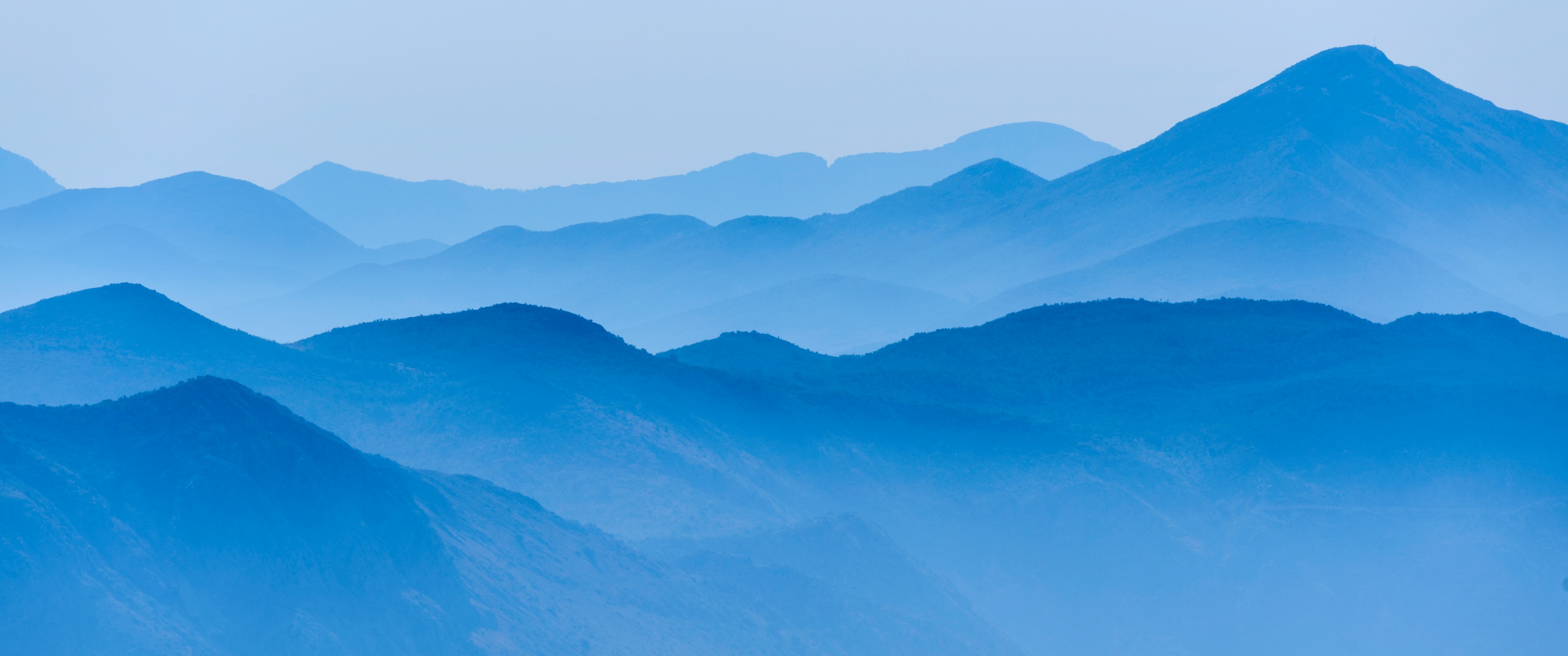 Blue mountains Wallpaper 4K, Foggy, Mountain range, Landscape