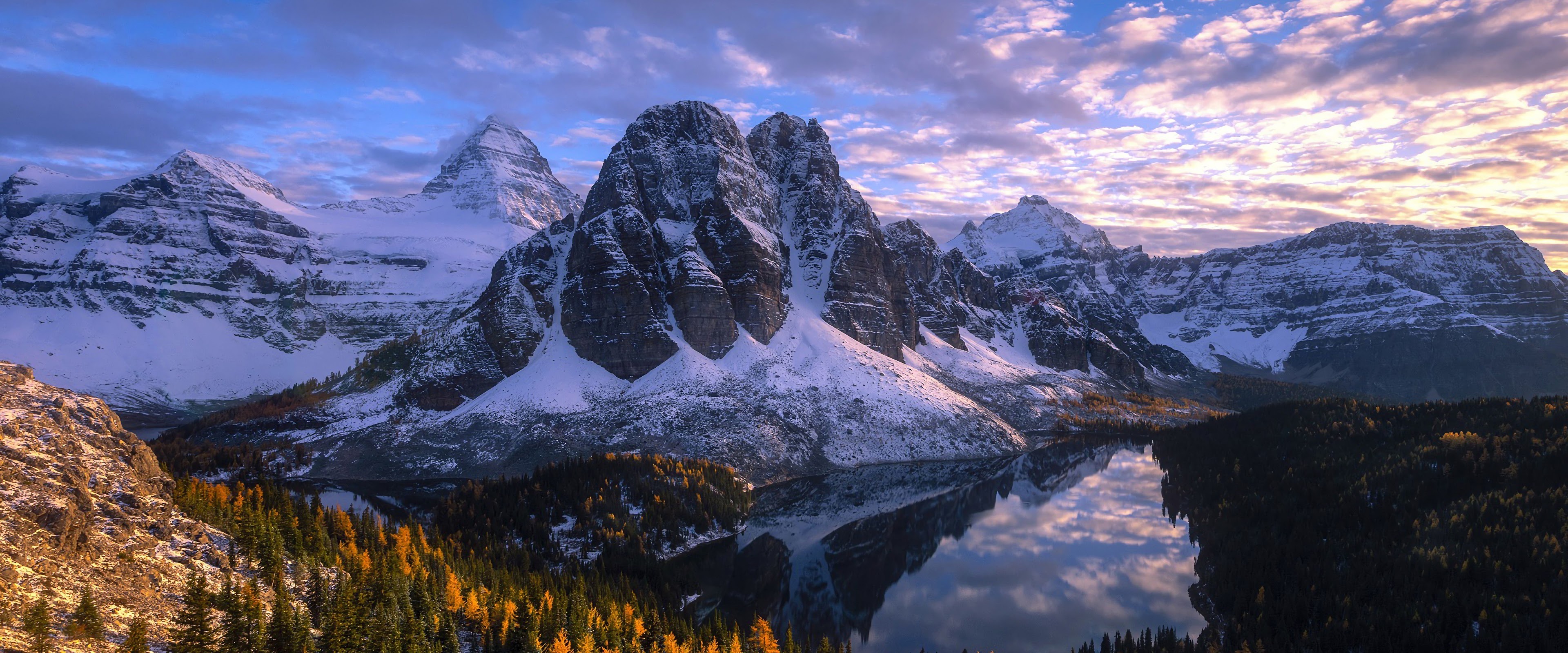 Mountain Lake Wallpaper